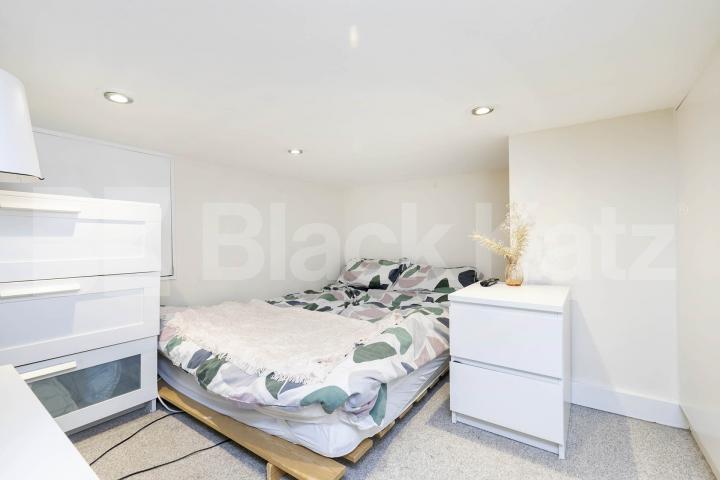 			Studio Apartment, 1 bath, 1 reception Apartment			 Sutherland Avenue, Maida Vale